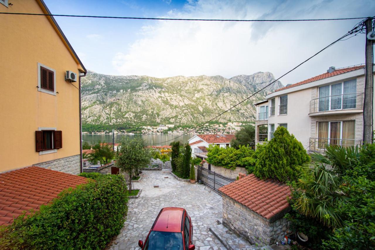 Mejic Apartments Kotor Buitenkant foto